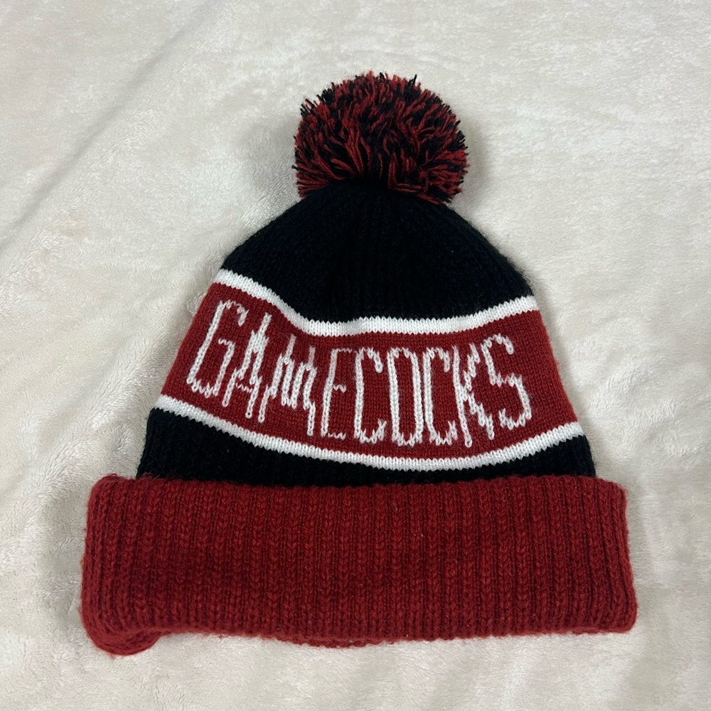 47 University of South Carolina USC Gamecocks winter hat with pom, black and red - Picture 2 of 3